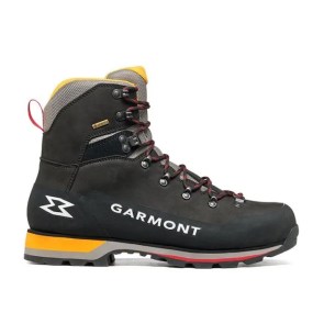 Garmont_Aug24-2869-Black-Garmont-Orange_01